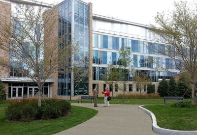 curbappeal-kapoorhall-pharmacyschool-1